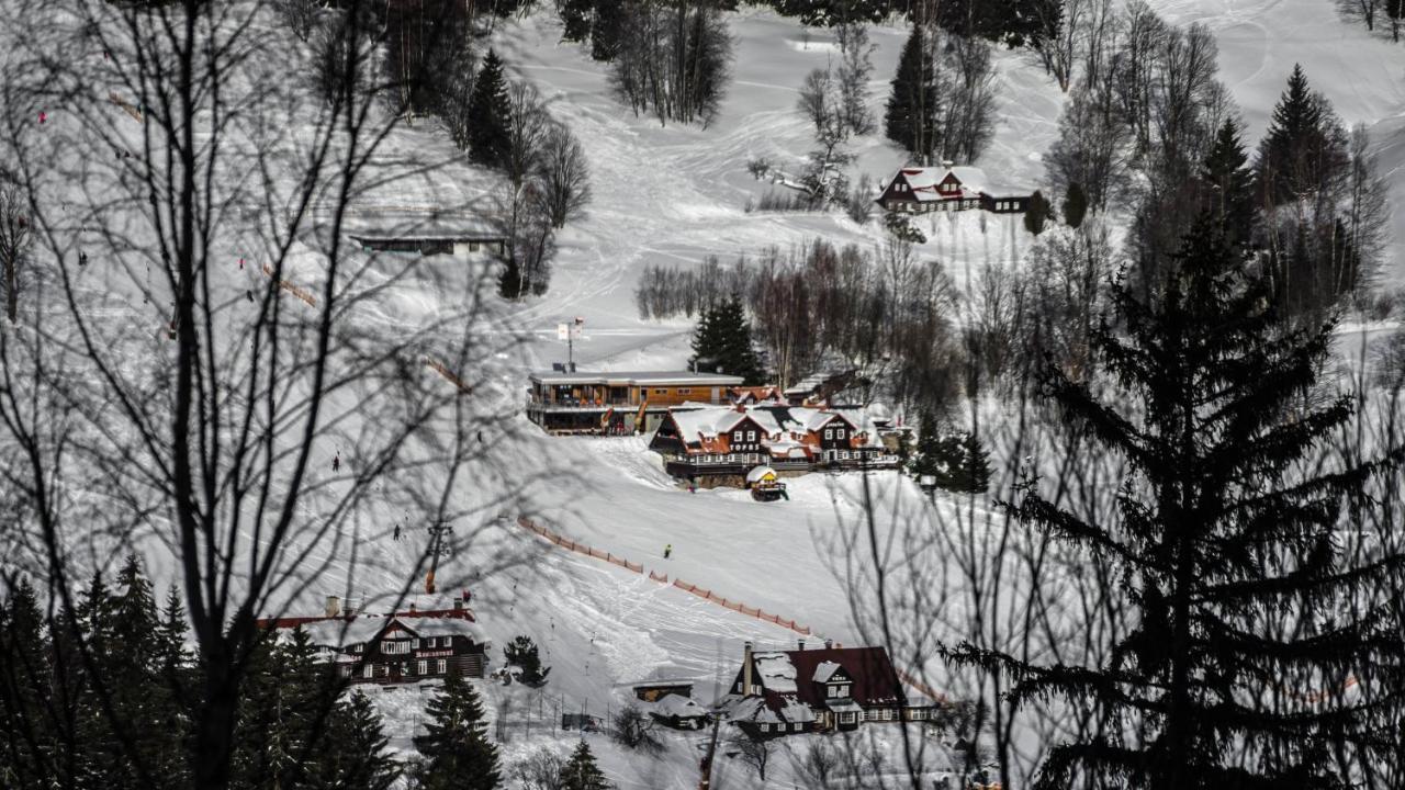Penzion Topas Pec pod Snezkou Exterior foto